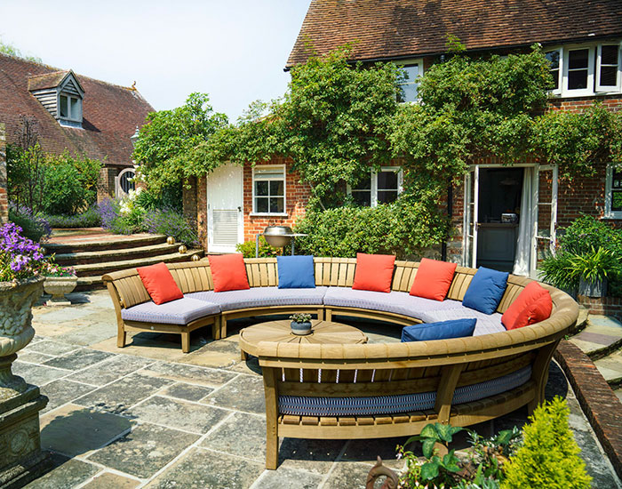 Curved Splash Lounge to launch at RHS Chelsea 2021 Gaze Burvill