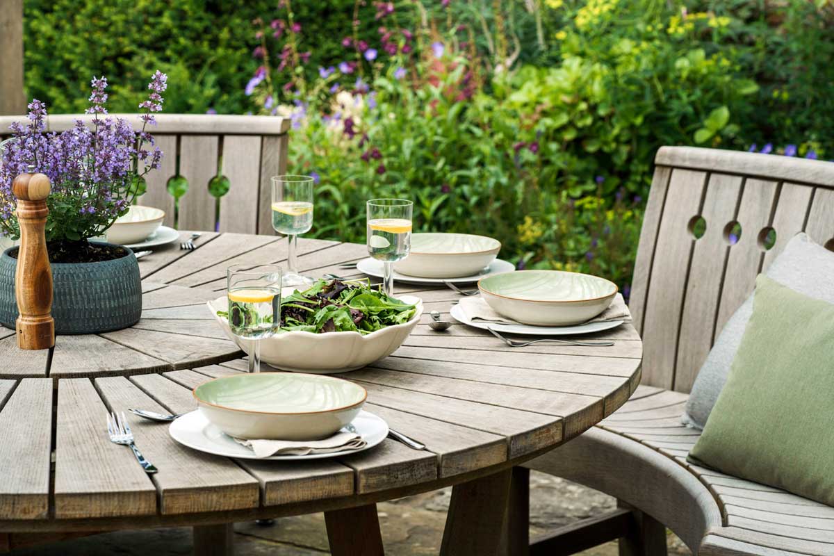 Broadwalk-Round-Outdoor-Dining-Table